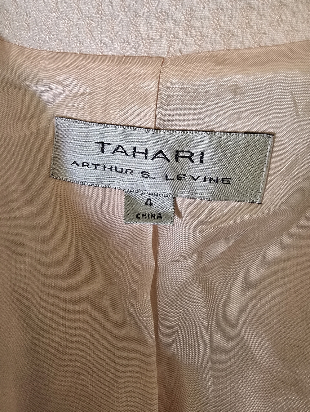 Vintage Tahari Arthur S Levine Women's Blazer in Pale Pink - Picture 10 of 11